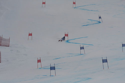 ����� ����