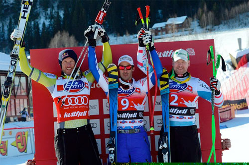 ����� ����