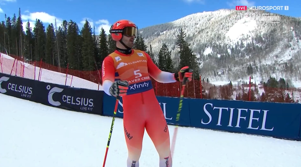 ����� ����