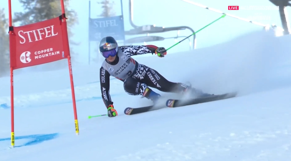 ����� ����