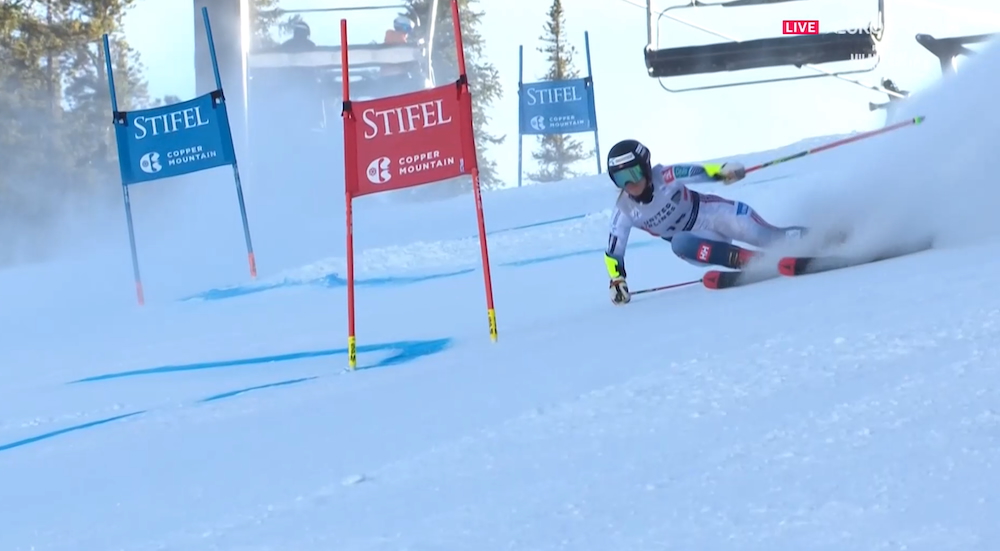 ����� ����