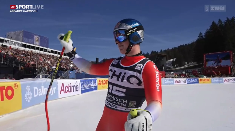 ����� ����