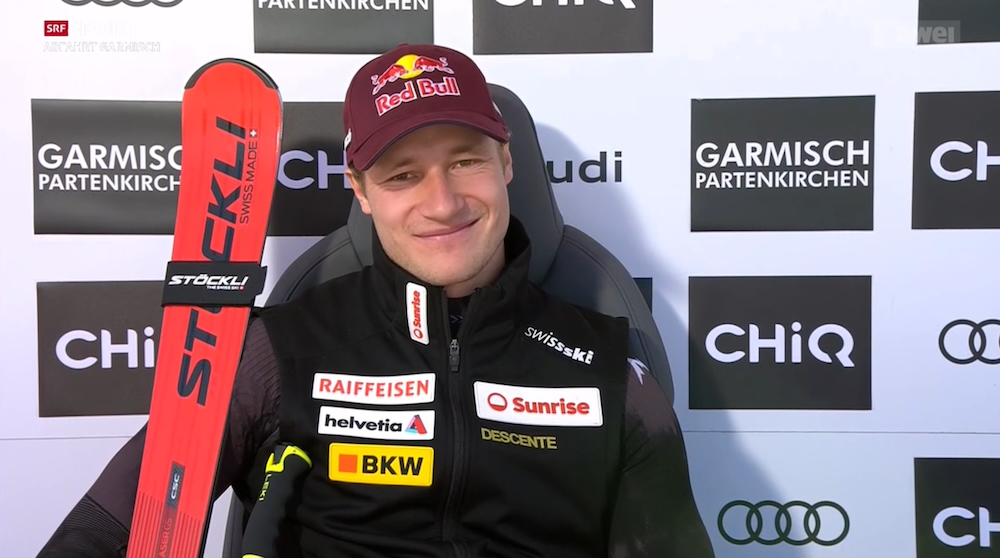 ����� ����