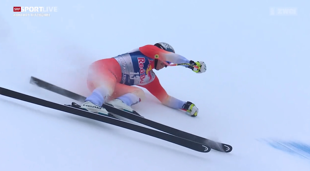 ����� ����