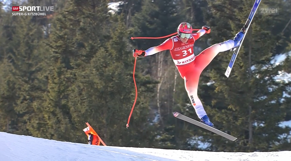 ����� ����