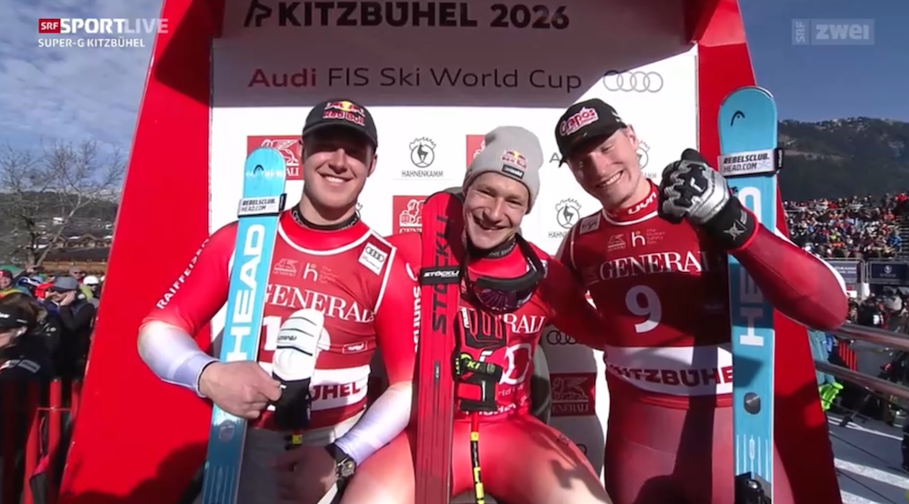 ����� ����