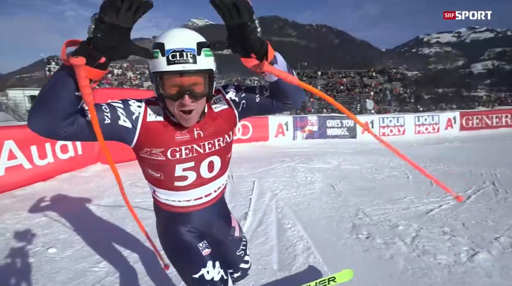 ����� ����