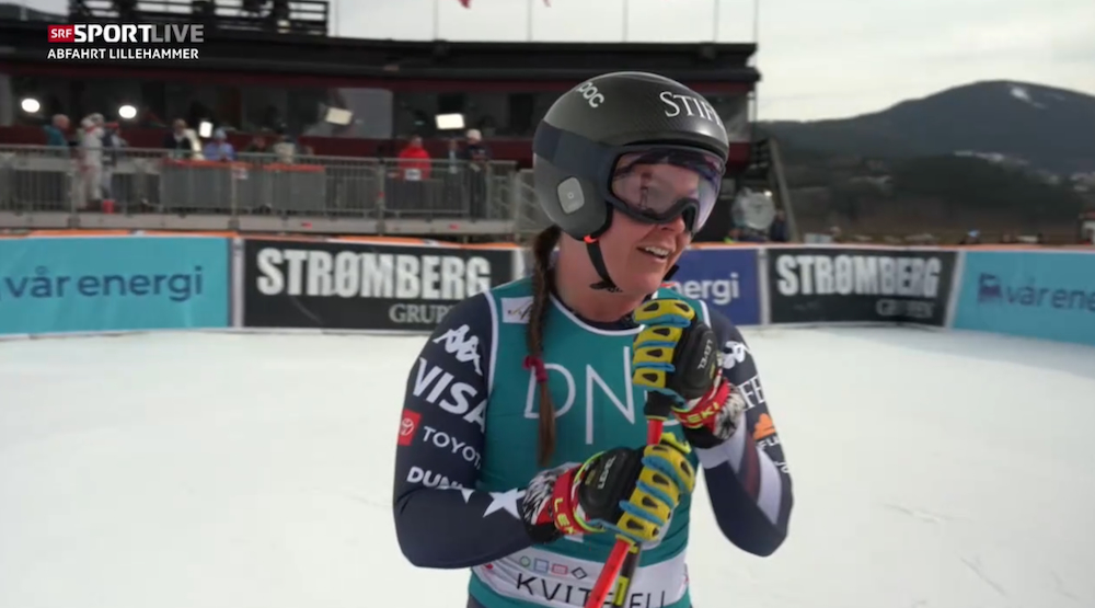 ����� ����