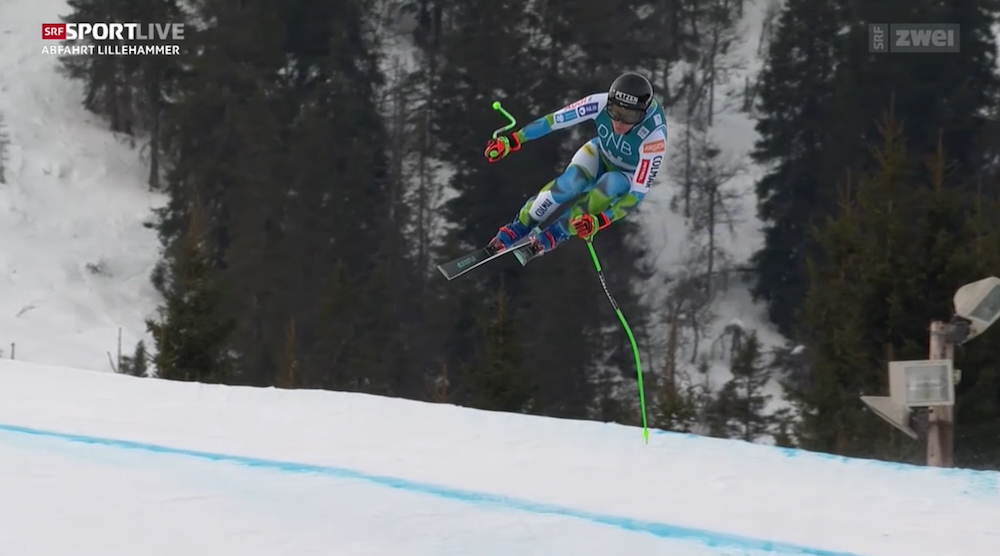 ����� ����