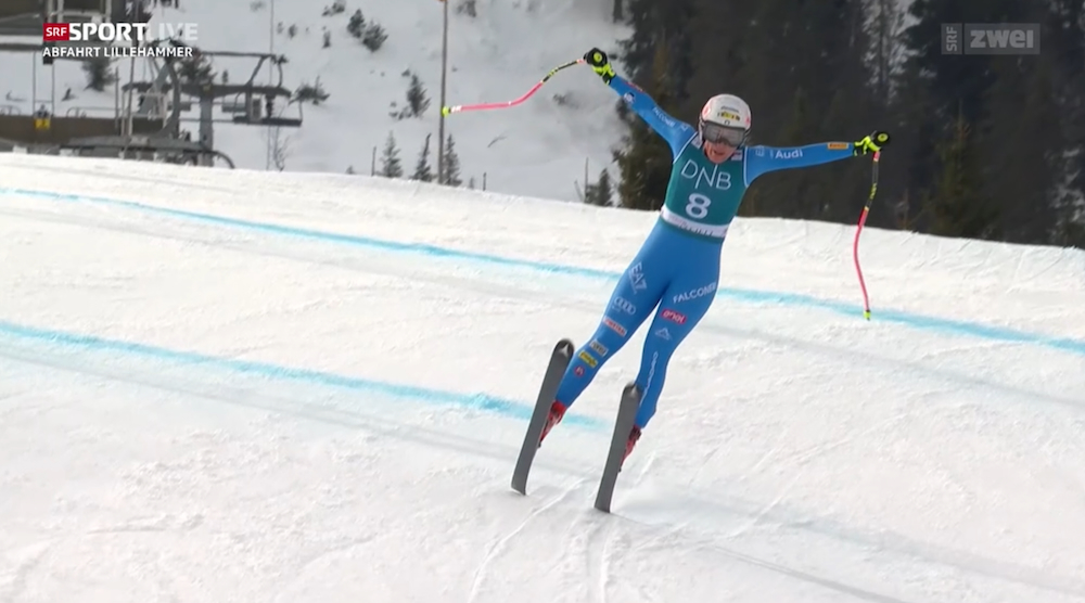 ����� ����