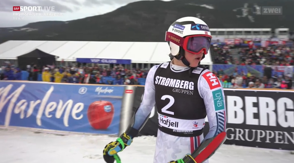 ����� ����