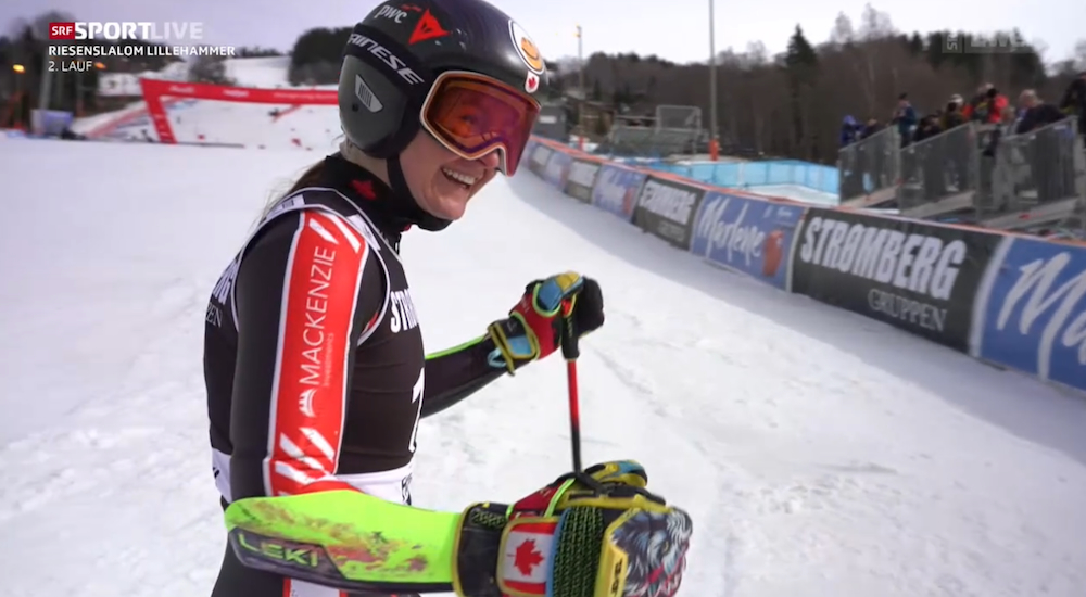 ����� ����