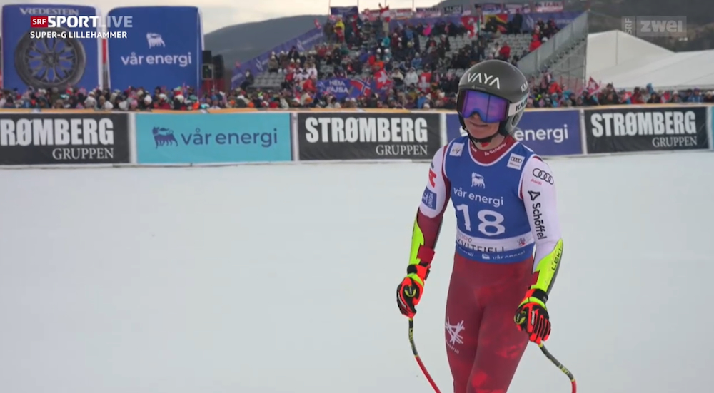 ����� ����