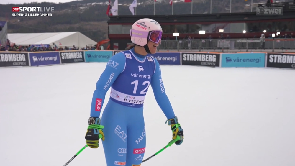 ����� ����