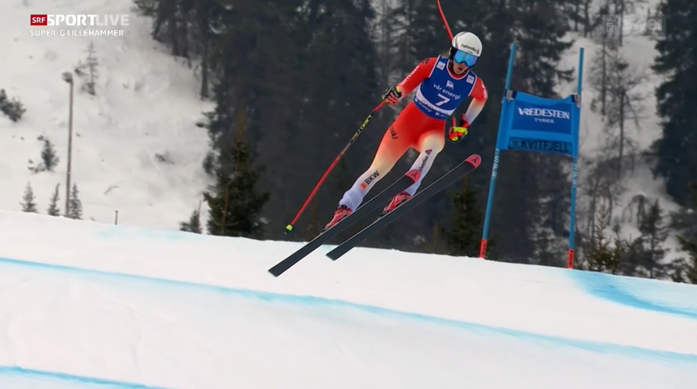 ����� ����