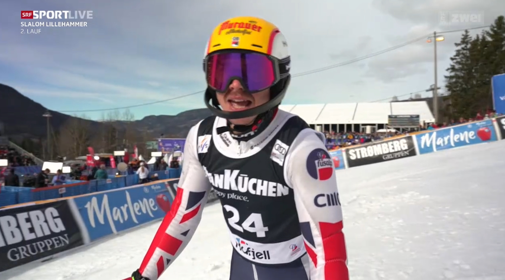 ����� ����