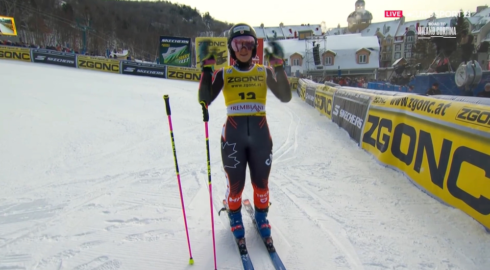 ����� ����