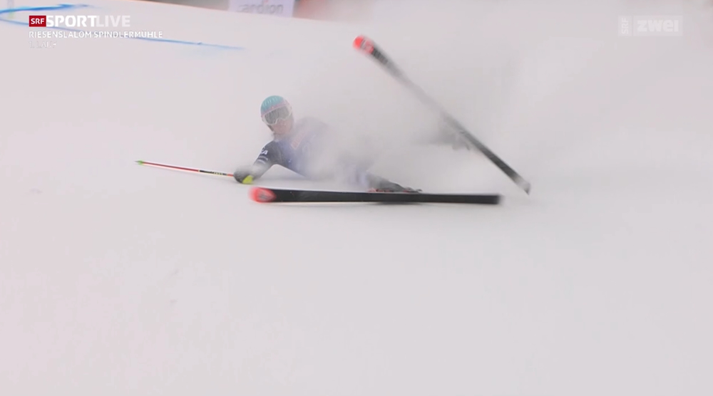 ����� ����