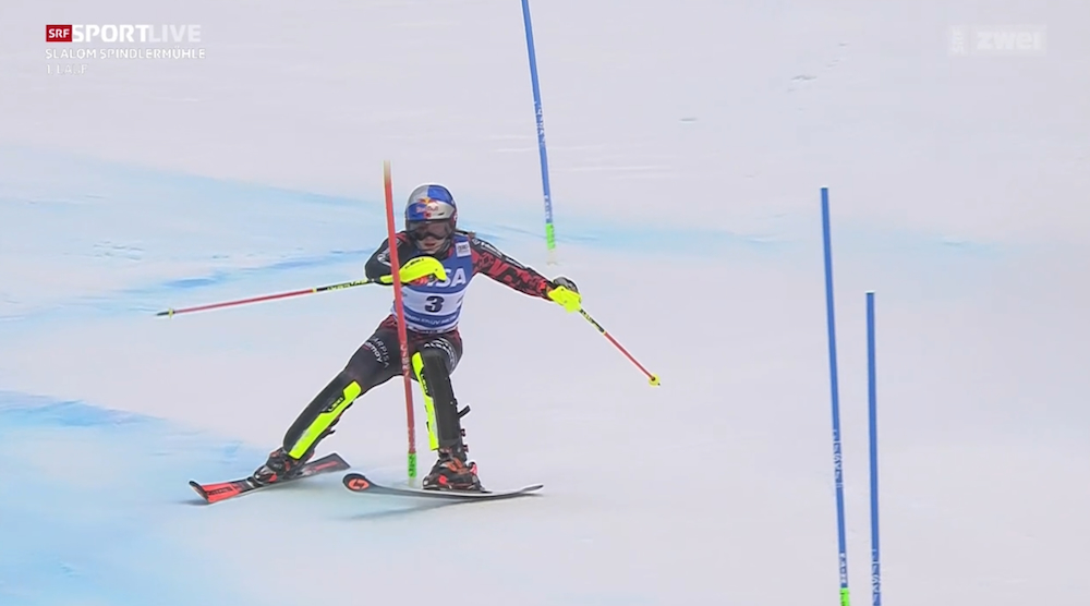 ����� ����