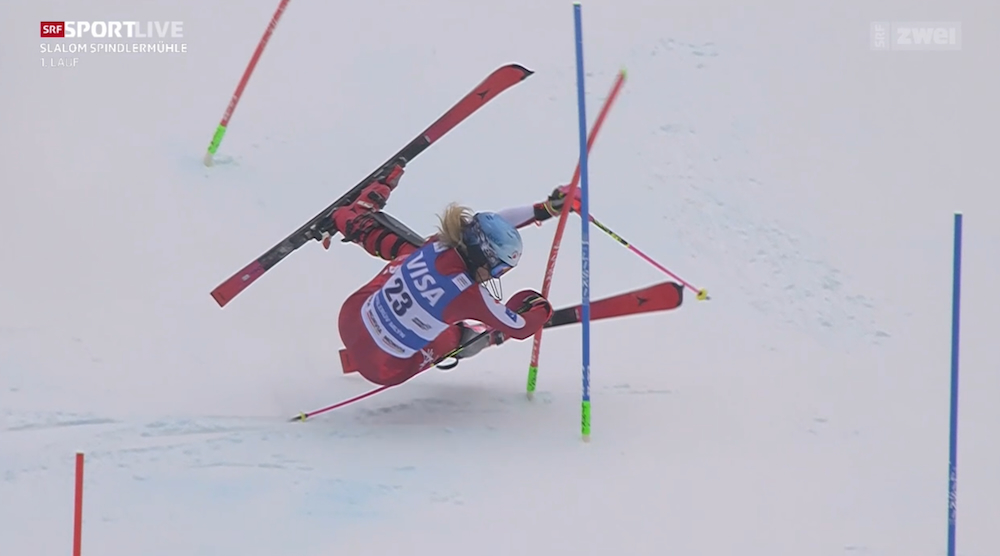 ����� ����