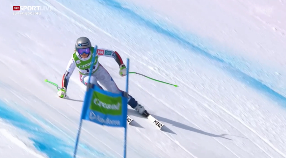 ����� ����