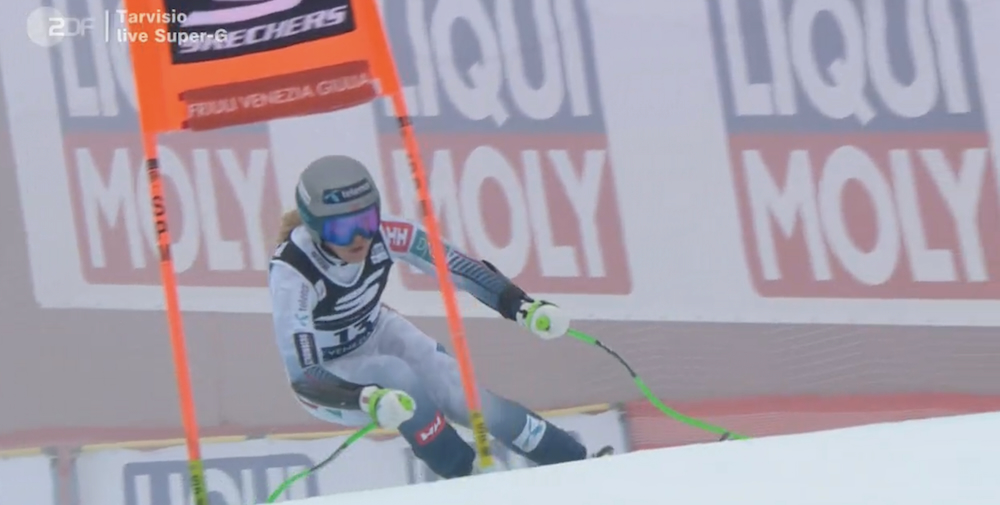 ����� ����