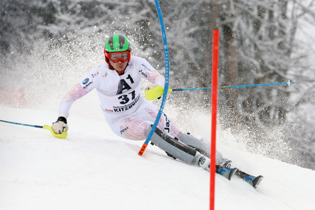 ����� ����