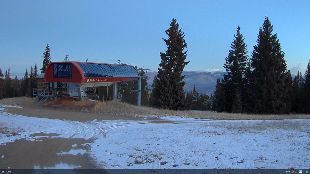 ����� ����