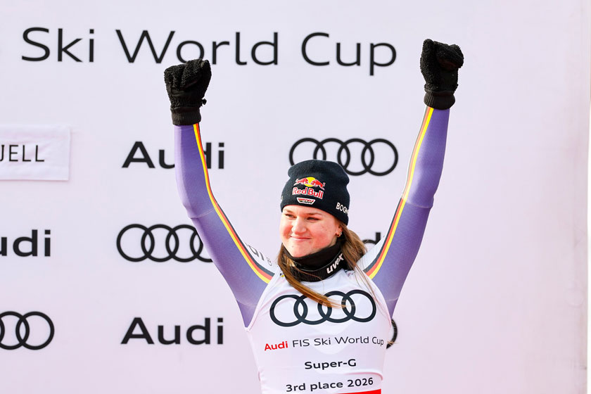 ����� ����