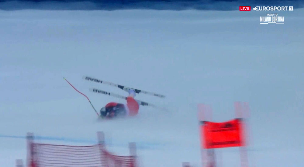 ����� ����