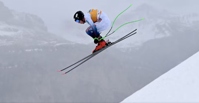 ����� ����