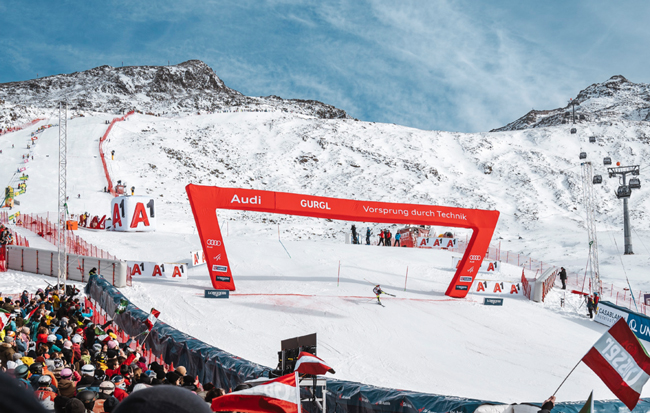 ����� ����