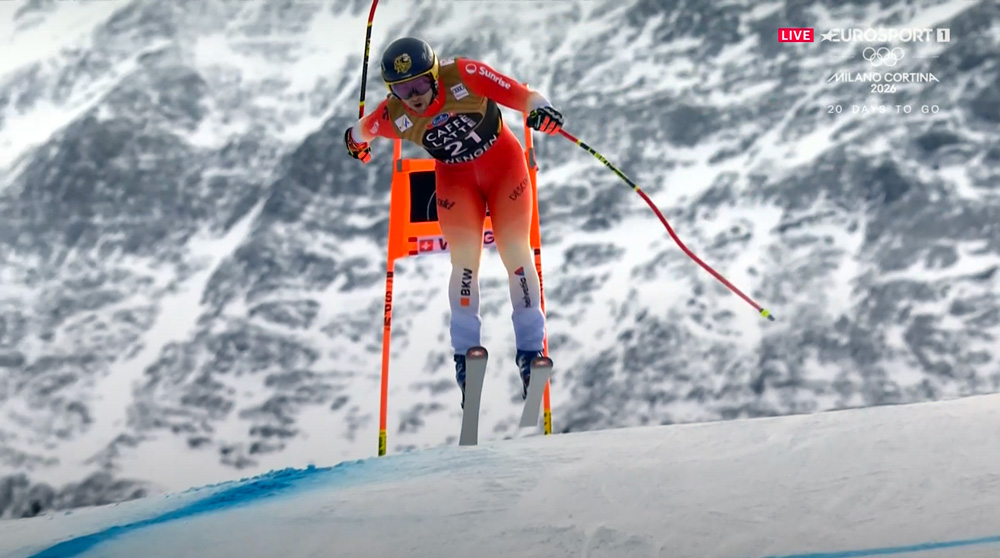 ����� ����