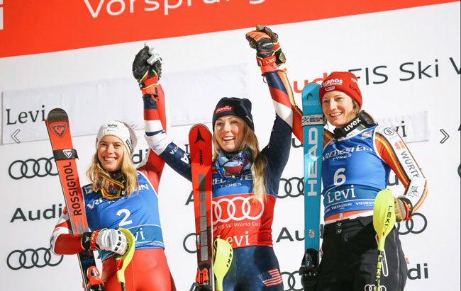 ����� ����