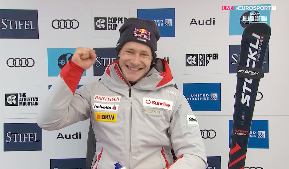 ����� ����