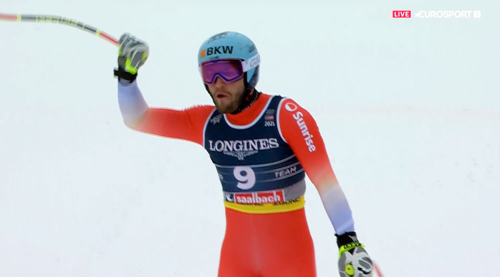 ����� ����