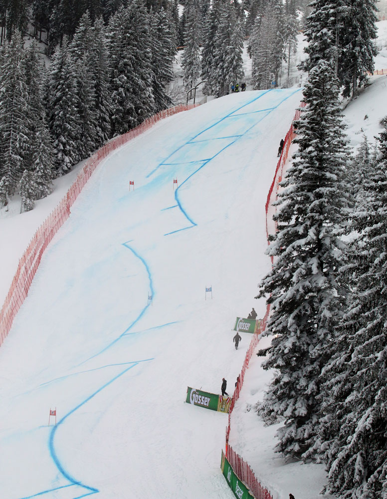 ����� ����