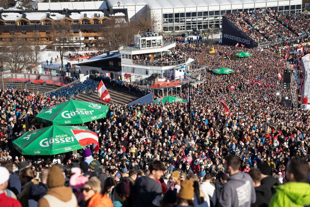 ����� ����