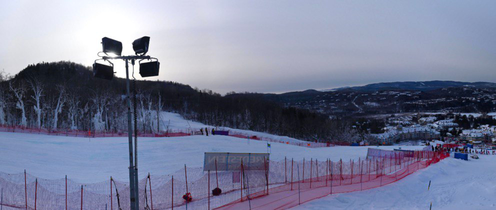 ����� ����